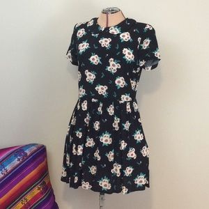 *LNWOT Forever 21 black, floral, mini dress